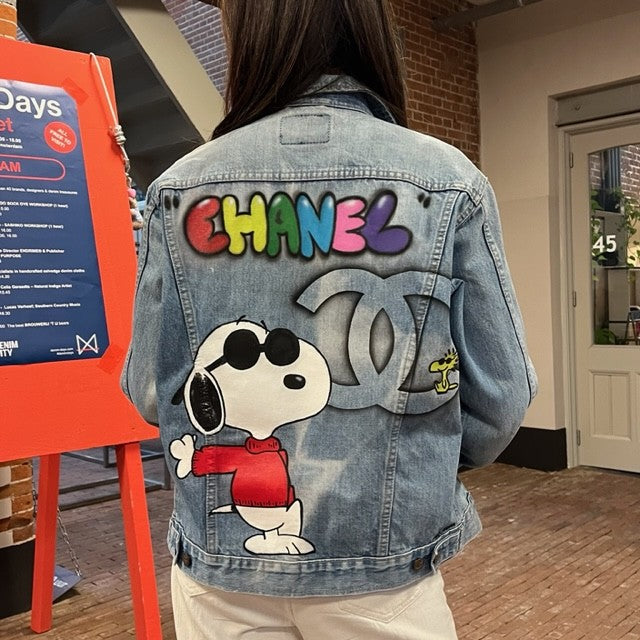 HANDPAINTED DENIM JACKET – SNOOPY